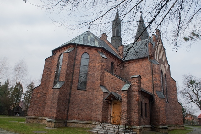 Zapytanie ofertowe - `Remont konserwatorski elewacji kościoła pw. Imienia NMP w Grobli`
