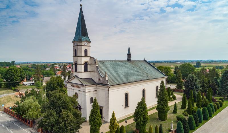 Trwają prace konserwatorskie na obiektach sakralnych na terenie Gminy Drwinia realizowane ze środków Polskiego Ładu.